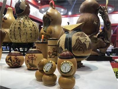 材美·工巧·器雅 文旅博覽會(huì)中體驗(yàn)‘手造’之美的文化藝術(shù)產(chǎn)品